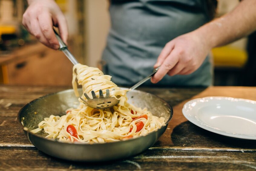 Naples: Traditional Homemade Pasta Cooking Class