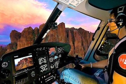Antelope Canyon Private Helicopter Adventure from Phoenix