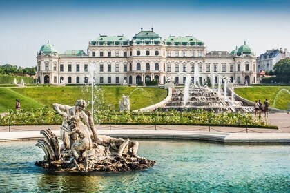Upper Belvedere Palace Entrance and Live Guided Tour