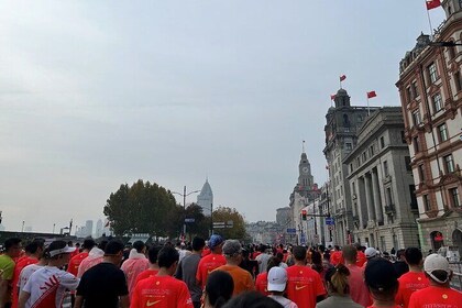 Shanghai Yu Garden and Bund Private Walking Tour