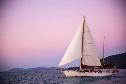 Lady Enid Sunset Sail Airlie Beach - Adults Only