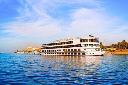 3 Nights Nile Cruise from Aswan to Luxor with Hot Air Balloon