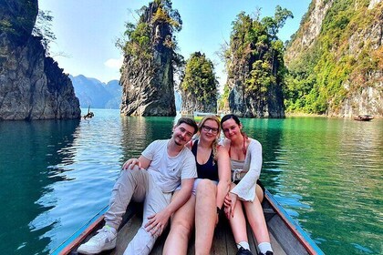 From Phuket: Explore Cheow Lan Lake Tour with Lunch at PhuTawan