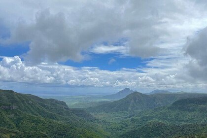 Honeymooners Private South Guided Tour Mauritius