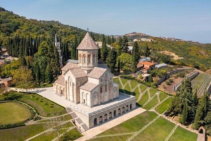 From Tbilisi Sighnaghi Bodbe Monastery and Kindzmarauli Winery
