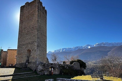 E-bike between towers and medieval villages at the foot of Sirente Abruzzo