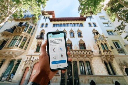 Self-Guided Modernist Tour of Barcelona with Quizzes
