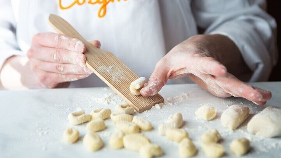 Make Gnocchi & Tiramisù in Home-Style Kitchen