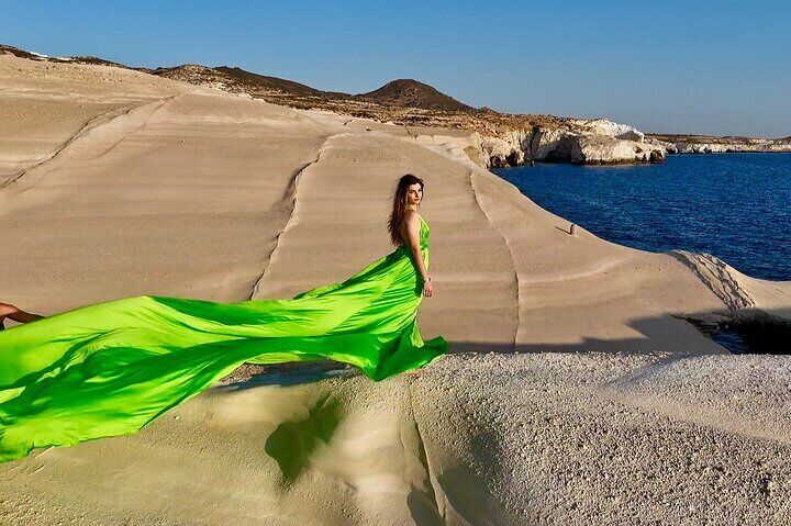 Flighing Dress | Sarakiniko Photoshooting in Milos Greece