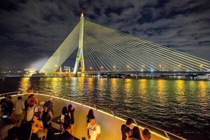 Chao Phraya Princess Dinner Cruise Tour from Bangkok