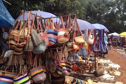 Nairobi Airport Stopover to Cultural Shopping Experience Tour