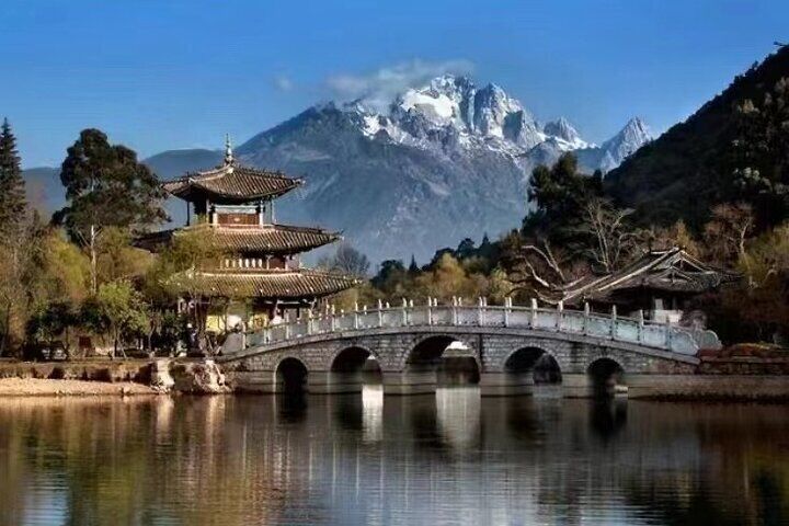 8 Day Tour of Kunming Dali Lijiang and Shangri La