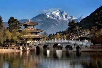 8 Day Tour of Kunming Dali Lijiang and Shangri La