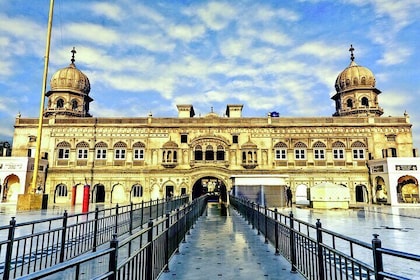 From Lahore 3 Days 3 Nights Enchanted West Punjab Tour