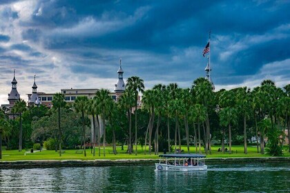 Tampa Florida Scavenger Hunt Walking Tour
