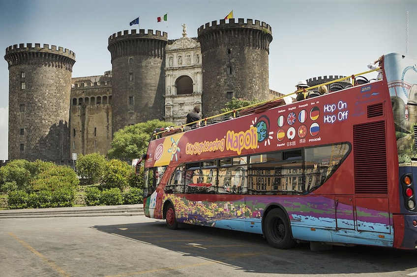 City Sightseeing bus in Napoli