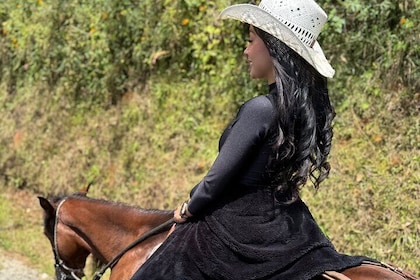 Horseback Riding in the Mountains of Colombia with Lunch Included