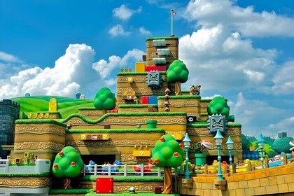 Osaka: Osaka Castle & Universal Studios Japan Private Tour