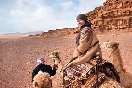 Camel One-Hour Agafay Desert with Dinner & Show - Marrakesh