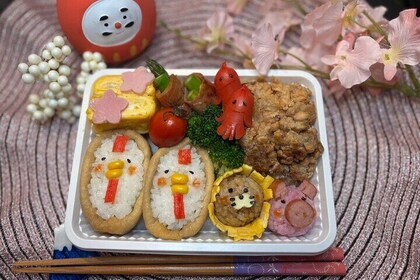 Tokyo : Cute Character bento making experience. Kyaraben workshop