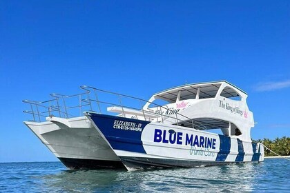 Catamaran with Free Bar Music and Snorkeling in Arrecife