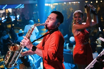 Bali Nightlife Tour: Seminyak & Canggu Bars, Clubs with Transport