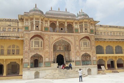 6 Days Guided Golden Triangle Tour – Explore Delhi, Agra & Jaipur