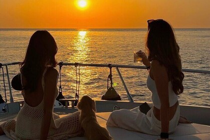 Santa Marta Sailboat Bahia Tour with Sunset, Beer and Snack