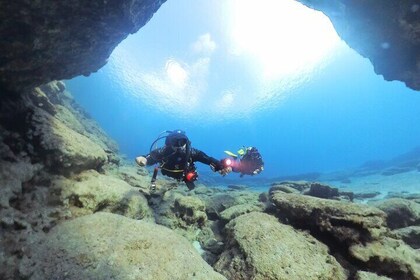 Adventure Dive - Private Guided Scuba Dive at Tunnels and Caves