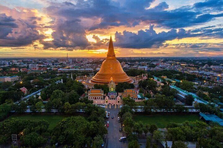 Bangkok Nakhon Pathom full day tour