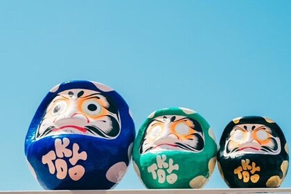 Daruma Painting Workshop and Religious Insight Tour in Tokyo