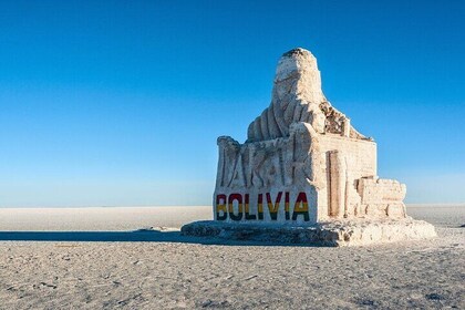 2 Day Adventure at Uyuni Salt Flats and Thunupa Volcano