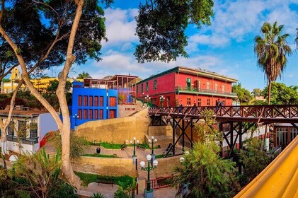 Full day Miraflores and Barranco Centro and Aguas Show