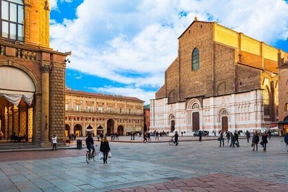 Bologna : Small Group Guided Tour
