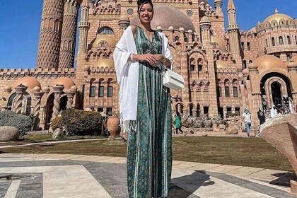 Private Sightseeing Tour & Lunch at Fares – Sharm El Sheikh