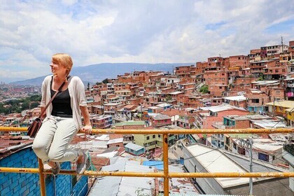 The 3 Top Tours of Medellin: City Tour, Commune 13 and Graffititour