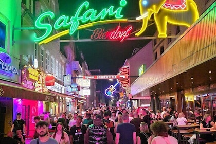 Reeperbahn Tour and Dinner Voucher St. Pauli for Connoisseurs