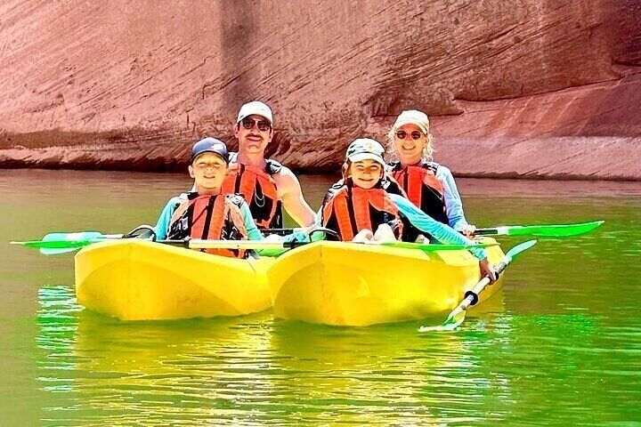Lake Powell Kayak and Water Antelope Canyon Hike Guided Tour