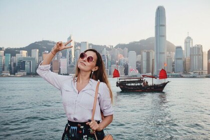 Private Hong Kong Tour by a Local Friend