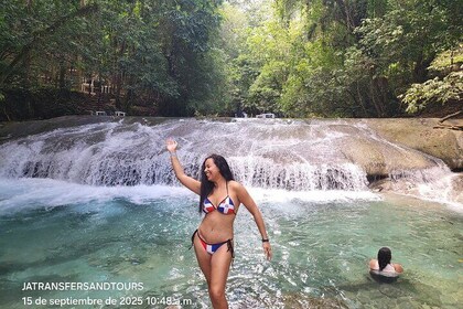 Río Sonador River Adventure: Dominican Lunch & Waters