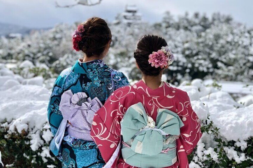 Private Kimono Elegant Experience in the Castle Town of Matsue
