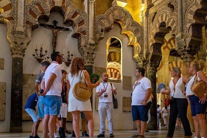 Mosque and Jewish Quarter
