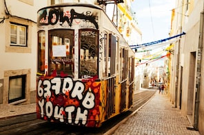 Private Kick Start Tour of Lisbon