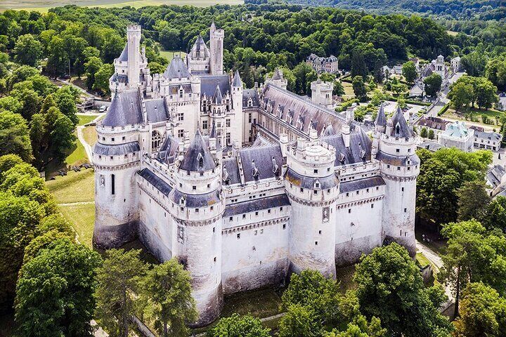 Château de Compiègne, Pierrefonds and Medieval Senlis Tour