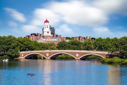 Harvard University Scavenger Hunt: Historic Harvard Hunt