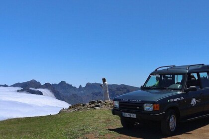 Full-Day Tour: Santana Houses, Pico do Arieiro, Free Rum Tasting