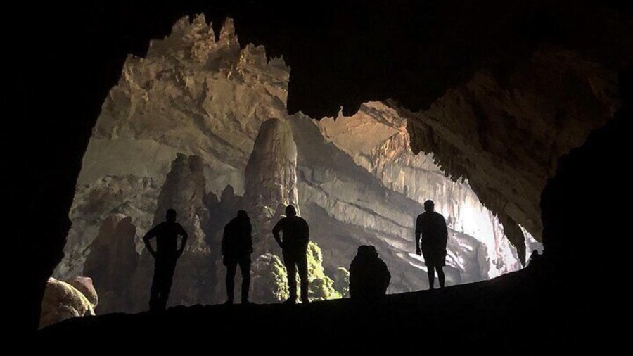 Pu Luong Afternoon Trek - Bat Cave, Rice Fields & Village Life