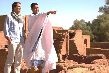 An Unforgettable Night Between Oasis and Desert Music and Traditions