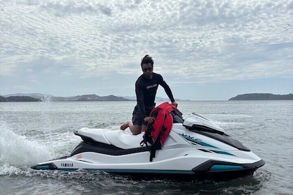 1 Hour Jet Ski Rental in Papagayo Peninsula Bay