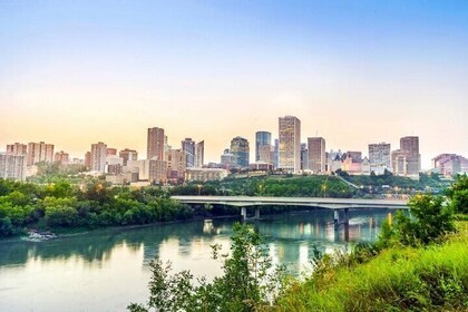 Edmonton Scavenger Hunt: Alberta’s Charming Capital
